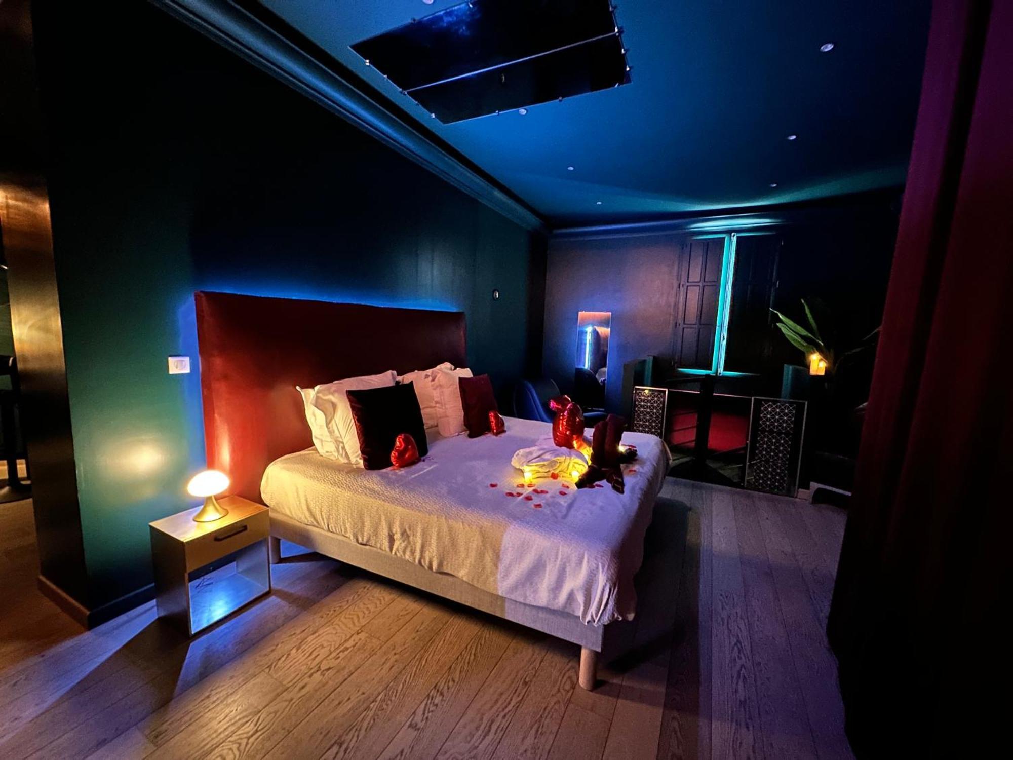 Mieuxqualhotel Jacuzzi Privatif Velvet Desire 보르도 외부 사진